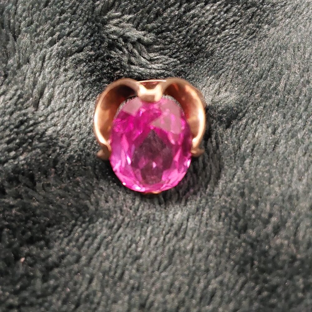 10 KT Gold, 1963 Edison's Jewelry store PINK GEMSTONE RING BEAUTIFUL